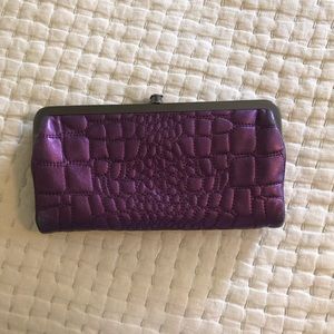 Hobo Lauren Clutch Wallet in Purple Snakeskin